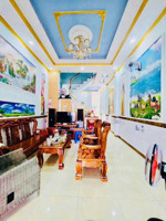 bán nhà 4 tầng 64m2 sát đh kinh tế luật, gần chợ và bệnh viện, nhà hoàn công chỉ 5.25 tỷ (tl)