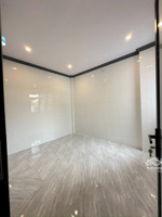 nhà 2 mặt tiền vừa mới xây xong trung tâm phường gò công