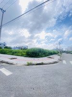 cần bán lô góc 2 mặt tiền đường 10m5 đường lê sỹ và cồn dầu 19. lô góc đường lê quảng chí hòa xuân