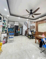 gấp, nhà đẹp trần quang diệu 38m2*5 tầng, thông sàn, 10m ra mặt phố