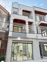 Nhà mới xây sát trường tiểu học Hoá An 4.8 tỷ/80 m2/2 lầu 1 trệt, đường nhựa 8m thông