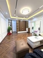 bán căn hộ chung cư 130 đốc ngữ , khu vực cực hiếm nhà bán , nhà đẹp ở ngay , khu dân trí cao