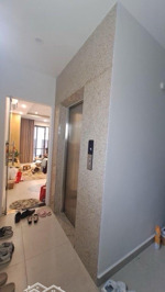 ô tô qua nhà thang máy khách sạn mini gần hồ tây - nhà dân xây