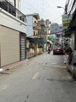 bán nhà 3 tầng xóm mới ngọc hồi, đường trước nhà oto tránh