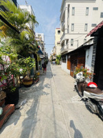 gấp bán giảm ngay 500tr nhà trung tâm q.6 him lam hậu giang