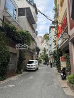 cần bán gấp nhà phố yên lạc -quận hai bà trưng -60 m2-3 tầng -giá chào 12tỷ680