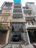 chính chủ cần bán gấp nhà nguyễn văn cừ: dt 50m2, 5 tầng, mt 4m2, tặng nội thất, ô tô vào nhà
