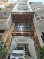 bán nhà trần quốc hoàn- cầu giấy 40m-7 tầng thang máy-khu phân lô oto tránh -đại học sư phạm