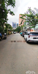 hẻm rộng 10m thông ô tô đậu hàng dài chiều ngang 12m siêu hiếm ngay hàng xanh gần quận 1