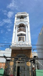 nhà nguyên căn mới đẹp cao cấp đinh bộ lĩnh bình thạnh. khúc sát điện biên phủ 2 chiều