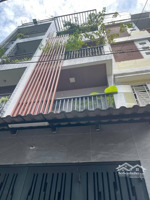 cần bán gấp nhà lê đại hành-phường 11-quận 11. dt62m2/2tỷ890 gần. vòng xoay lê đại hành, lotte mart