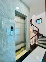 liên mạc hai thoáng thang máy ô tô 35m giá 6,6 tỷ