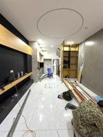 bán nhà đẹp xuân la,ở ngay đón tết,5 tầng full nội thất,ô tô 10m,5p ra hồ tây,3pn 35m 10.7 tỷ