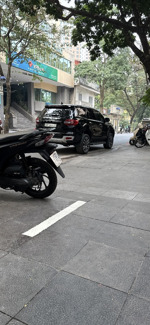 bán nhà phố đội cấn,ba đình, ngõ thông rộng, ô tô con đỗ cửa,vài bước chân ra phố,4t 3pn 50m 10.5ty