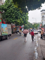 bán nhà trâu quỳ, gia lâm, dt 200m, mặt tiền 9m, ô tô tránh, vỉa hè, kinh doanh, nhỉnh 46 tỷ.