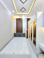 nhà phố mt kinh doanh hẻm ô tô trung tâm nhà bè