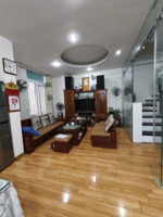 bán nhà phố vĩnh phúc, 50m ra oto tránh, căn góc, ngõ rộng sáng, dân xây kcbt 43m*6t tặng nt ở ngay