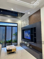 bán nhà quận 2 - 60m2 - 4 tầng - tặng full nội thất - nhỉnh 9 tỷ - cạnh nguyễn duy trinh.