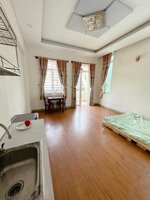 cho thuê studio full nt 30m2 ban công rộng nguyễn duy trinh