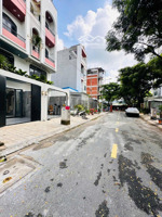 nhà mới 4 tầng thiết kế hiện đại sang trọng - full nội thất cao cấp - khu dân trí cao sạch đẹp