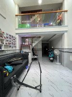 nhà phạm thế hiển q8 giá 4tỷ 480. 1 lầu 1 lửng 3pn 3wc. dt 3,7x12m nội thất cao cấp. sổ hồng riêng