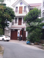 cho thuê biệt thự hoàng liệt, hoàng mai. dt 120m2, 3 tầng, mt 8m, full đh, thang máy, giá 38tr/th