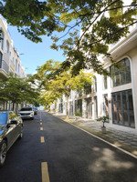 nhà 5 tầng mặt tiền đường quách điêu - cách sân bay tsn 15 phút - thu nhập 40 tr/tháng, giá 7.3 tỷ