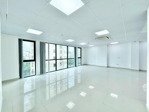 văn phòng nhỏ gọn diện tích 100m2 nằm trên đường út tịch, p.4, tân bình