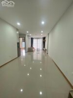 BÁN GẤP CĂN HỘ 80M2 TẦNG TRUNG TÒA ROSETOWN 79 NGỌC HỒI, 2PN, 2WC, TẶNG NỘI THẤT