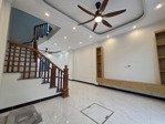 nhà đẹp biên giang, ô tô đỗ cửa, 45m2, 4 tầng, 5 phòng, sát cầu mai lĩnh, giá 4.5 tỷ. ảnh nhà thật