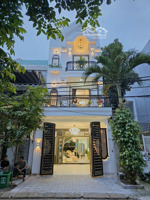 nhà 3 mê đường bàu năng - tk tân cổ điển gần biển nguyễn tất thành