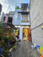 bán nhà chính chủ hẻm 372 hoàng hữu nam - q9. gần đại học hutech và fpt dt: 63m2/2 tỷ 65 sổ riêng