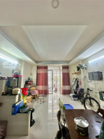 sát hẻm xe hơi tân bình - ngang gần 5m - kết cấu chắc chắn - nhỉnh 4 tỷ