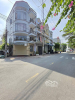nhà phố 2 mặt tiền trục chính kdc lê phong phường tân bình tp dĩ an