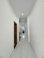 bán nhà 3 tầng hướng nam đường hoàng sâm. nhà xây dựng kiên cố đẹp kẹp cống mát mẻ.