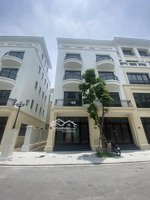 chủ nhà cần tiền bán cắt lỗ gấp căn xẻ khe sh, 98m2,hướng đn, giá bán 14,5 tỷ