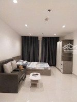 chính chủ cho thuê căn hộ cao cấp ngay quận trung tâm sài gòn, dt 40m², lh: em dương)