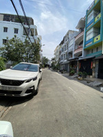 đối diện hoa viên !!! mtnb 12m kdc bình phú, 4 x 15m 4 tầng - đang có hợp đồng thuê