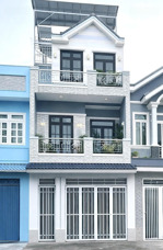 4,7 tỷ - diện tích 100m2 - ngang 5- nhà 3 tầng - đường nguyễn an ninh chợ dĩ an 1.