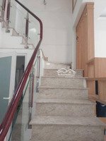 chủ gấp bán giảm 200 triệu - giá chào mới 7,3 tỷ nhà 3 tầng xây kiên cố - hẻm xe hơi - 84m(5x17)