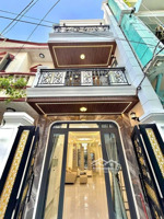 định cư nước ngoài để lại giá ngộp bán nhà trên đường ngô tất tố, bình thạnh.giá 5tỷ680/62,1m2.