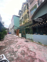 bán căn nhà trong ngõ ô tô đỗ tận cửa, có sân cổng riêng đường nguyễn thị thuận gần chợ cát bi