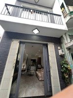 bán nhà gấp nhà đẹp cho chủ mới kịp đón tết, 02 tầng, dt 3,5x9m