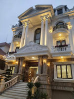 bán villa cao cấp hồ bơi thảo điền, quận 2 - dt 9 x2 2m - 3 tầng - hđt 180 triệu - gái 47 tỷ