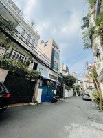 khu vip nguyễn cửu vân , nhà 3 tầng ,hẻm xe hơi thông, mới đẹp vào ở ngay.