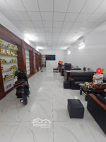 trung tâm tân phú ngay tân sơn nhì ngang 5,55m nhà mới ở ngay