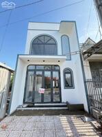 CHỦ GỬI NHÀ TRỆT LỬNG 3 PN MỚI ĐẸP & HIỆN ĐẠI, LỘ Ô TÔ 16M - VỊ TRÍ SÁNG ĐẸP GẦN KHU CHỢ ĐS 3 KDC ĐÔNG PHÚ