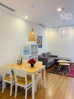 cho thuê căn hộ tại vinhomes nguyễn chí thanh diện tích 55m2 1 ngủ giá 16 triệu nội thất đầy đủ