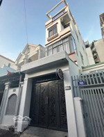 bán nhà bà triệu phường 4 vũng tàu nhà 1 trệt 3 lầu đường 10m sổ hồng hoàn công