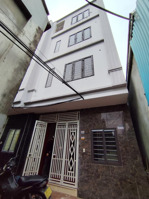 rẻ nhất phụng châu. 32m2x4t, 3pn oto đỗ cổng. gần trường sư phạm, dự án trường hv kiểm sát. 2.98 tỷ